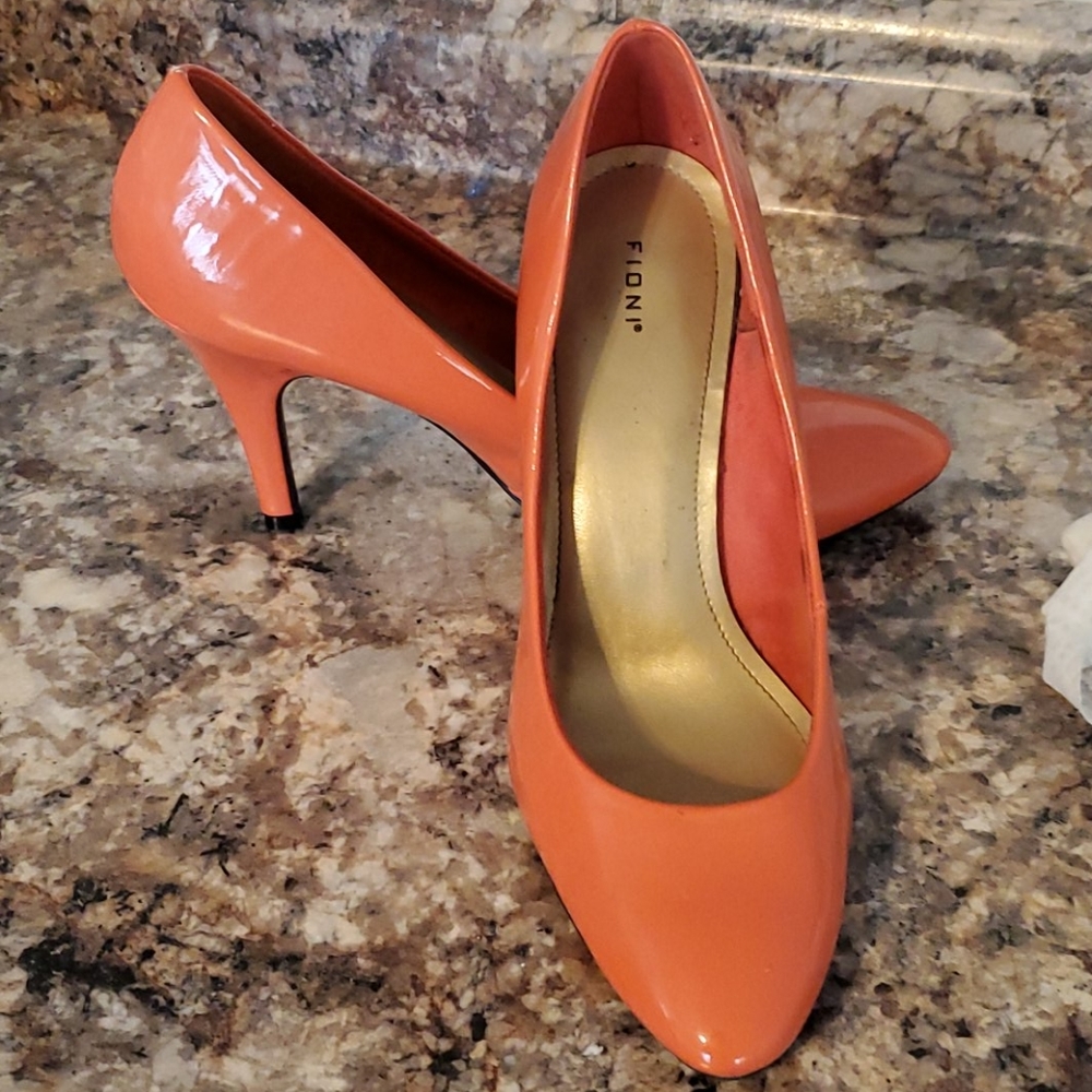 Heels Fioni